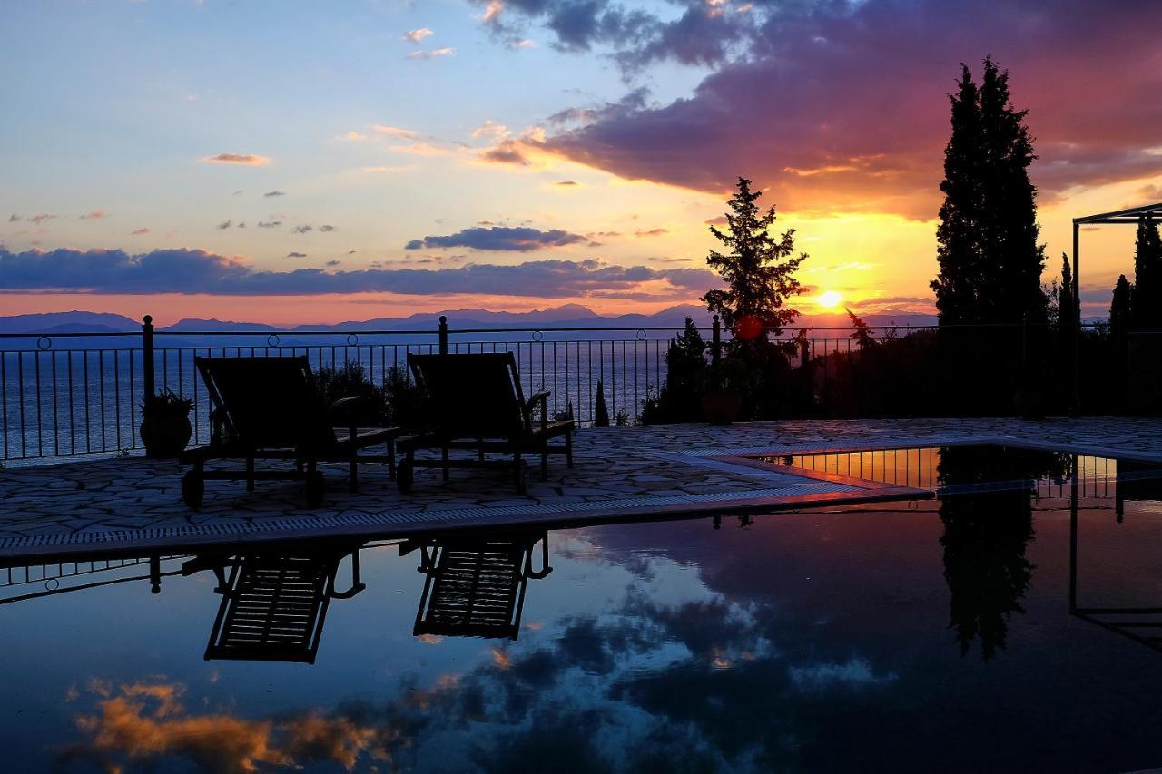Boukari Villa Chlomos